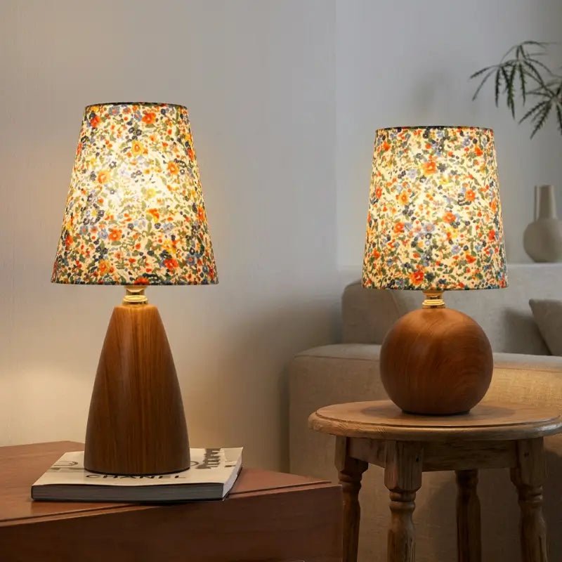 Abajur de Mesa Cúpula de Tecido Floral Clássico