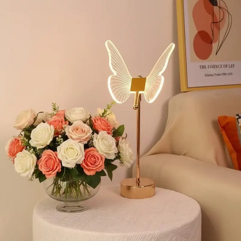 Luminária de Mesa Decorativa Borboleta Nórdica 3 Tons de Luz