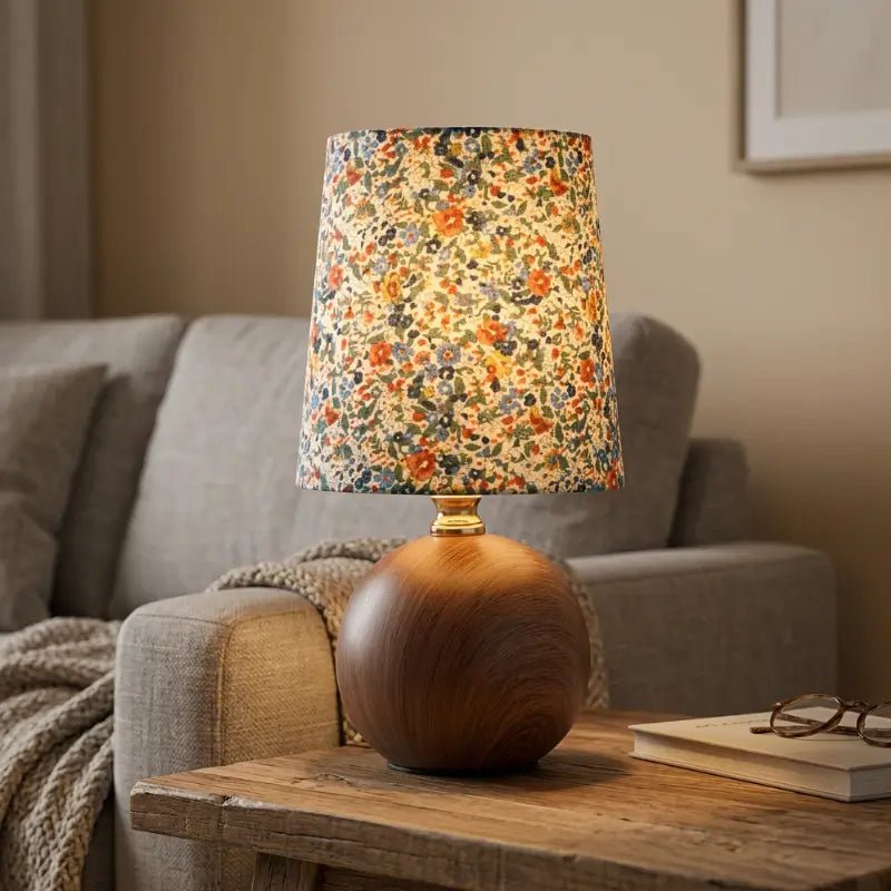Abajur de Mesa Cúpula de Tecido Floral Clássico