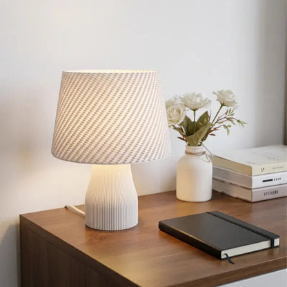 Abajur de Mesa Texturizado com Cúpula Estilo Crochê para Quarto