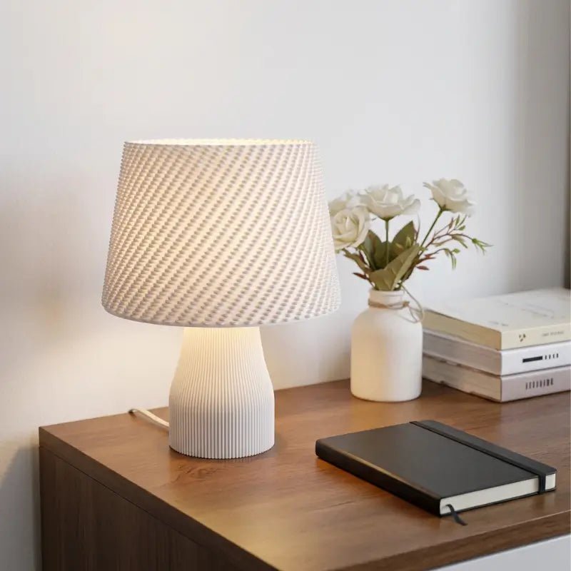 Abajur de Mesa Texturizado com Cúpula Estilo Crochê para Quarto