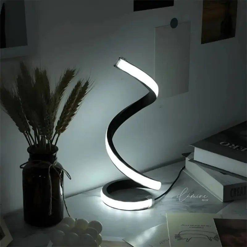 Luminária de Mesa Minimalista com 3 Tons de Luz