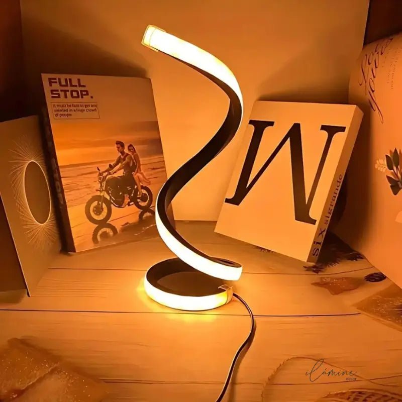 Luminária de Mesa Minimalista com 3 Tons de Luz