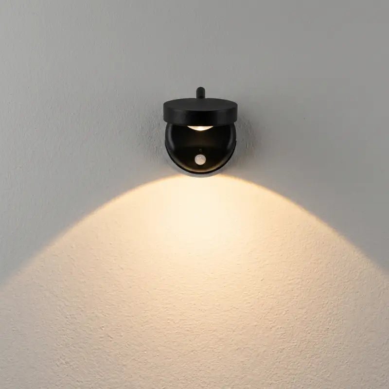 Luminária de Parede LED com Sensor de Movimento Sem Fio