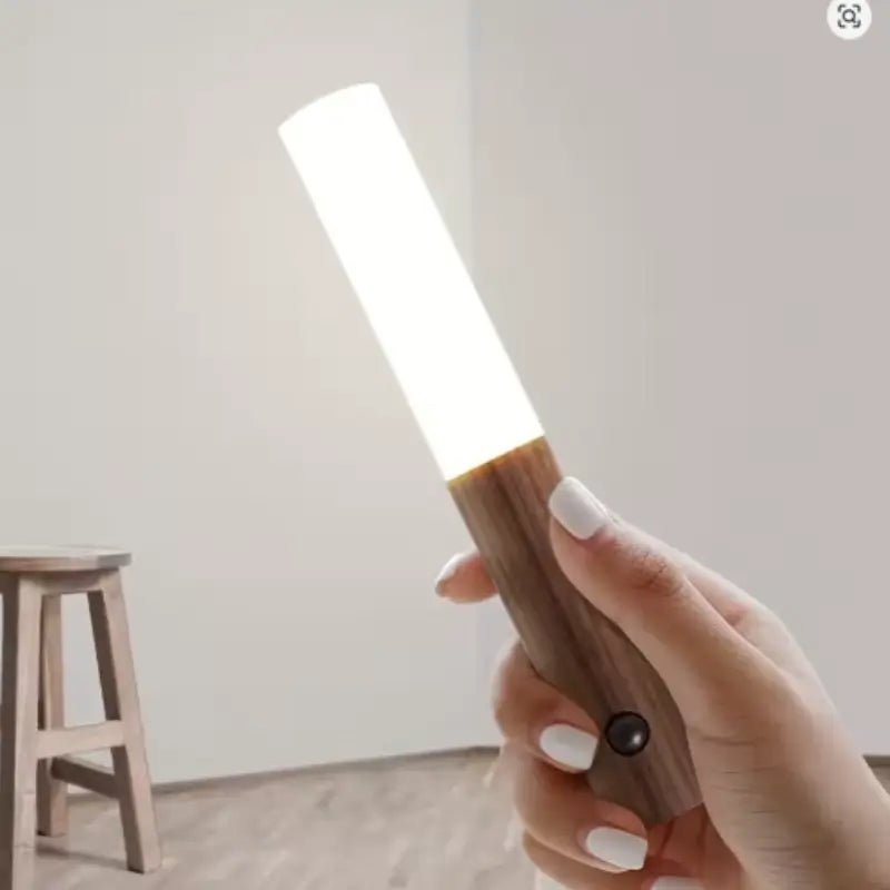 Luminária Inteligente Com Sensor de Movimento