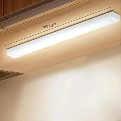 Luminária Inteligente com Sensor de Movimento Recarregável